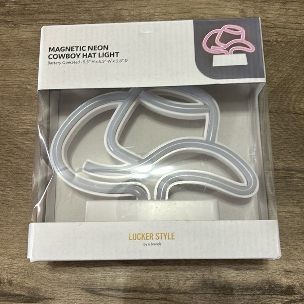 NWT magnetic neon cowboy hat light